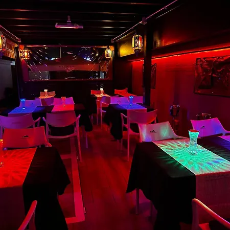 Paradise - Fkk Swinger & Nudist Couples Only Love hotel