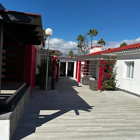 Paradise - Fkk Swinger & Nudist Couples Only Love hotel