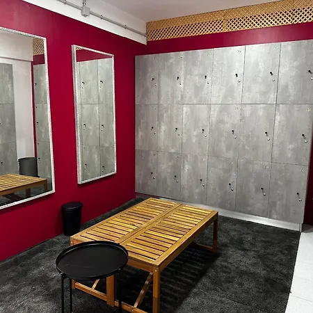 Paradise - Fkk Swinger & Nudist Couples Only מלון אהבה 4*