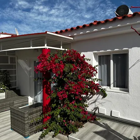 Paradise - Fkk Swinger & Nudist Couples Only מספאלומס