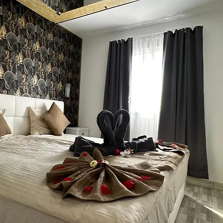 Paradise - Fkk Swinger & Nudist Couples Only 4* מספאלומס