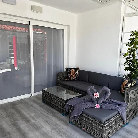 מלון אהבה Paradise - Fkk Swinger & Nudist Couples Only 4*