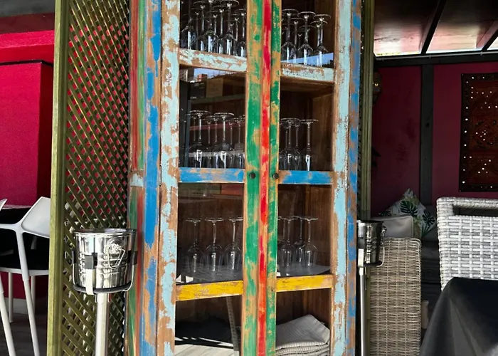 Romantiskt hotell Paradise - Fkk Swinger & Nudist Couples Only