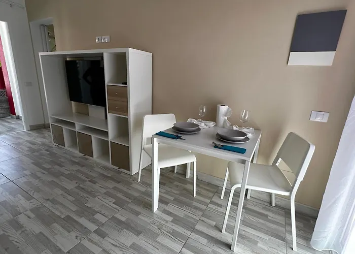 Paradise - Fkk Swinger & Nudist Couples Only 4*