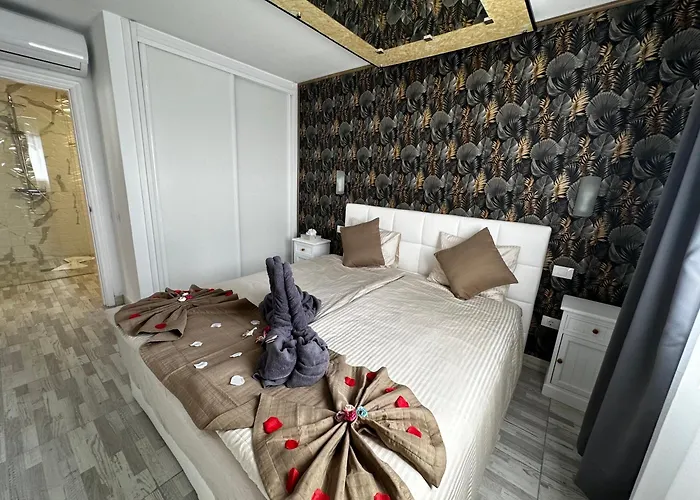 Paradise - Fkk Swinger & Nudist Couples Only Romantiskt hotell 4*